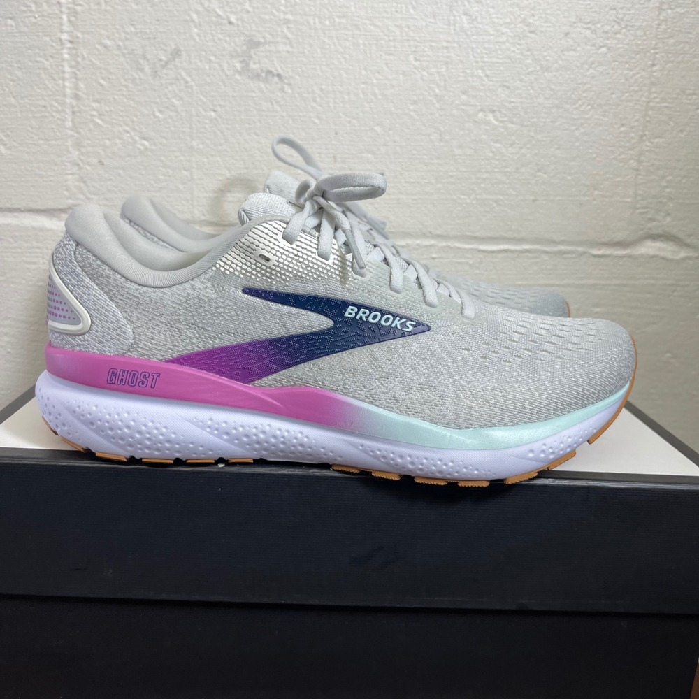 Brooks Ghost 16 1204071B175 Gray Pink Running Shoes Sneakers Women's 11 B